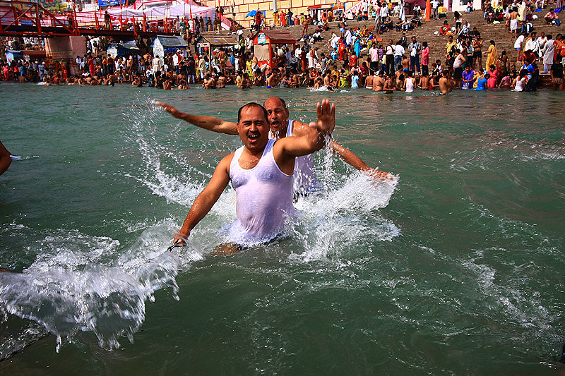 haridwar-bathingghat-kumbh-mela2010.jpg