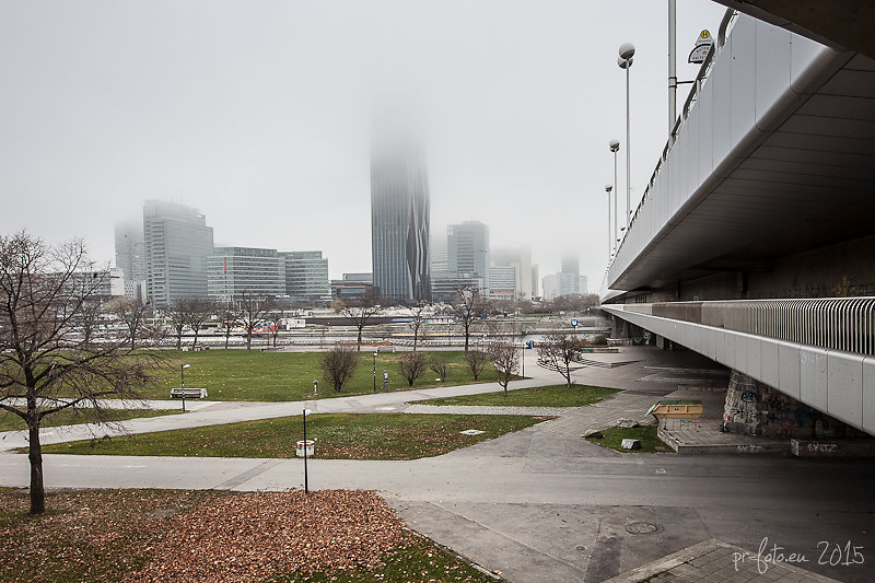 Darth Vader im Nebel